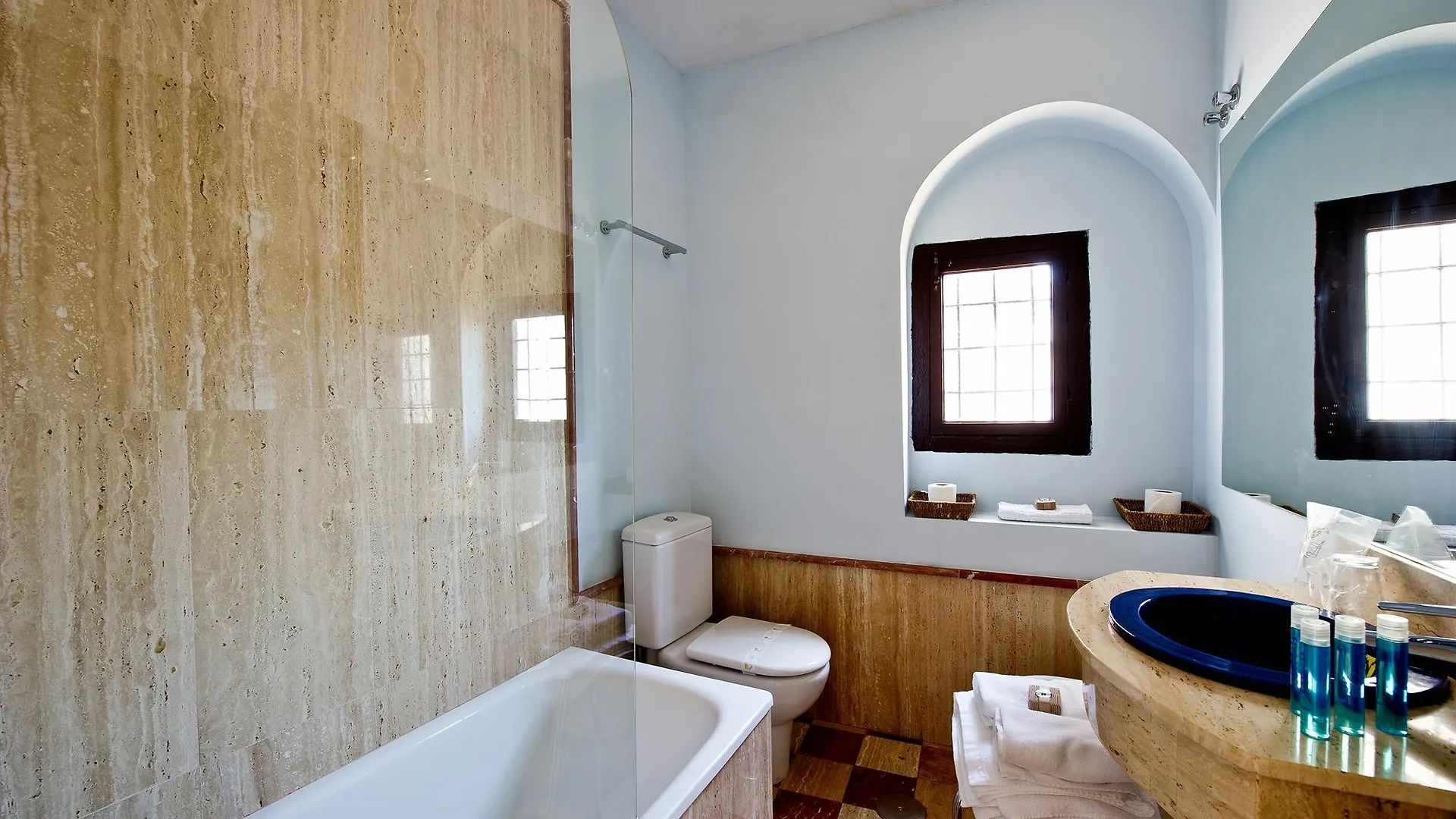 Santa Cruz Apartment Seville