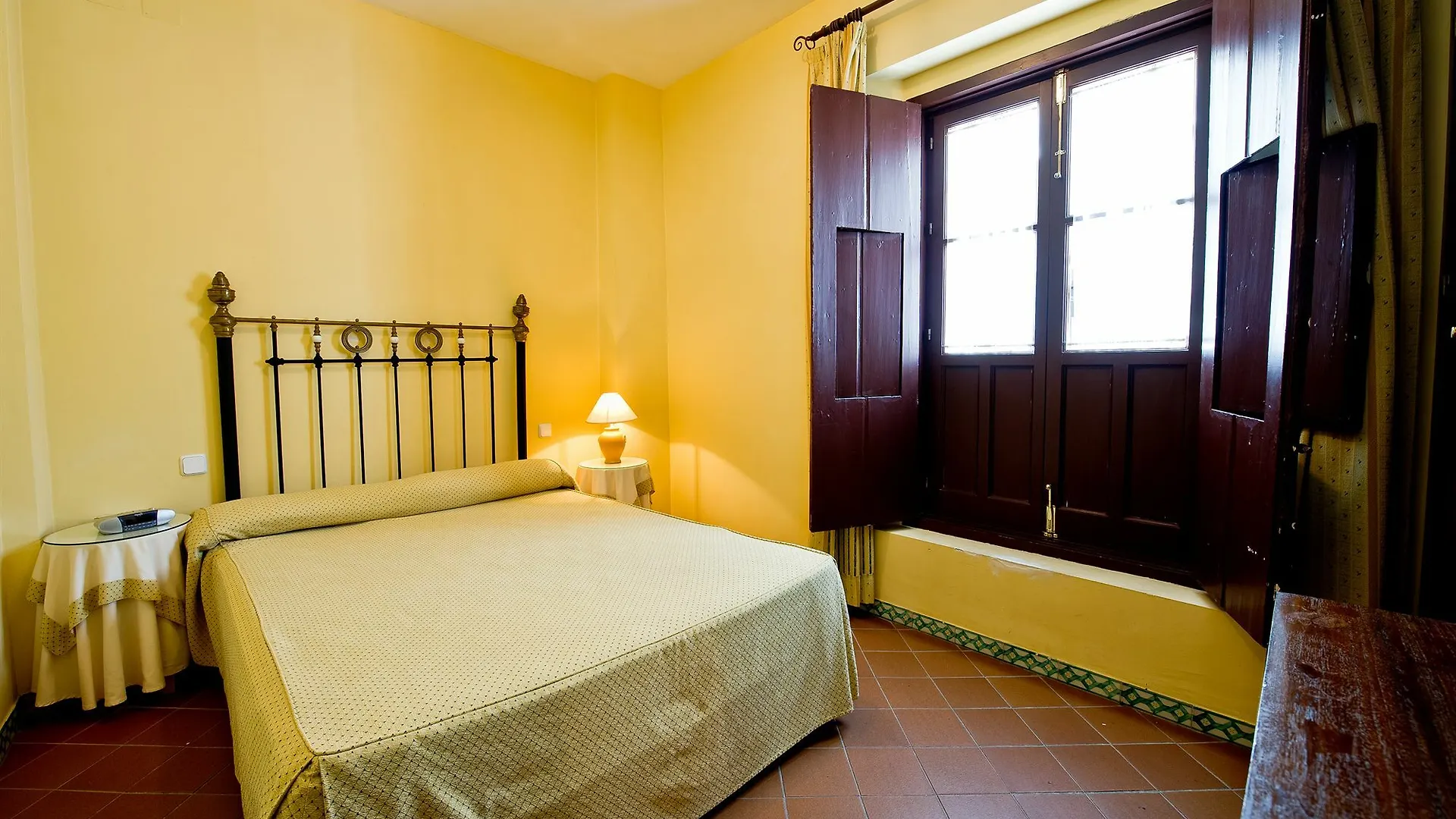 Santa Cruz Apartment Seville